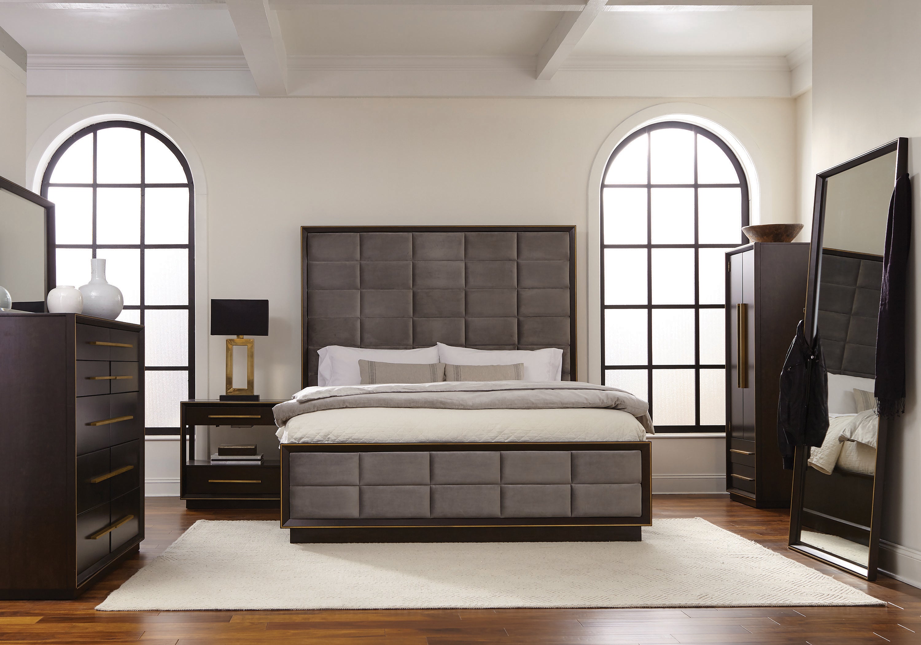 Durango Bed Smoked Peppercorn And Grey