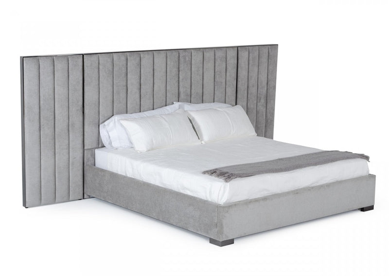 Modrest Buckley - Modern Grey & Black Stainless Steel Bed w/ Nightstands