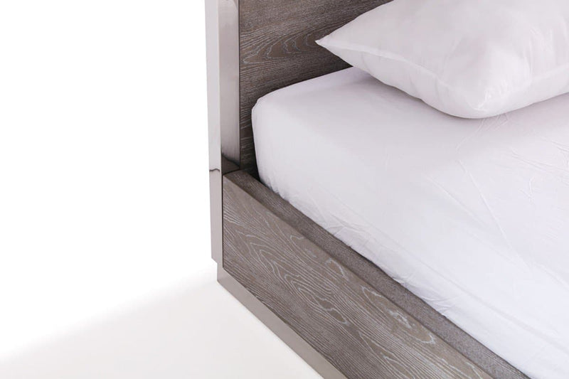 Modrest Arlene Modern Grey Elm & Stainless Steel Bedroom Set