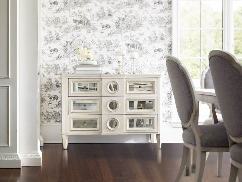 Allure Hall Chest