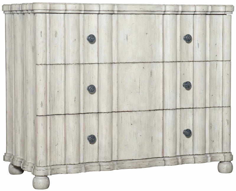 Mirabelle Bachelor's Chest