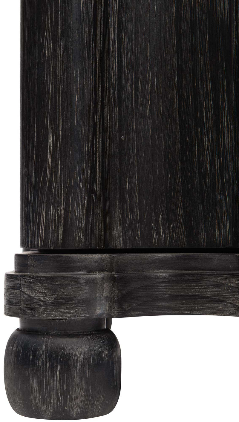 Mirabelle Bachelor's Chest