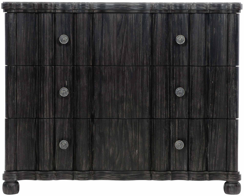 Mirabelle Bachelor's Chest