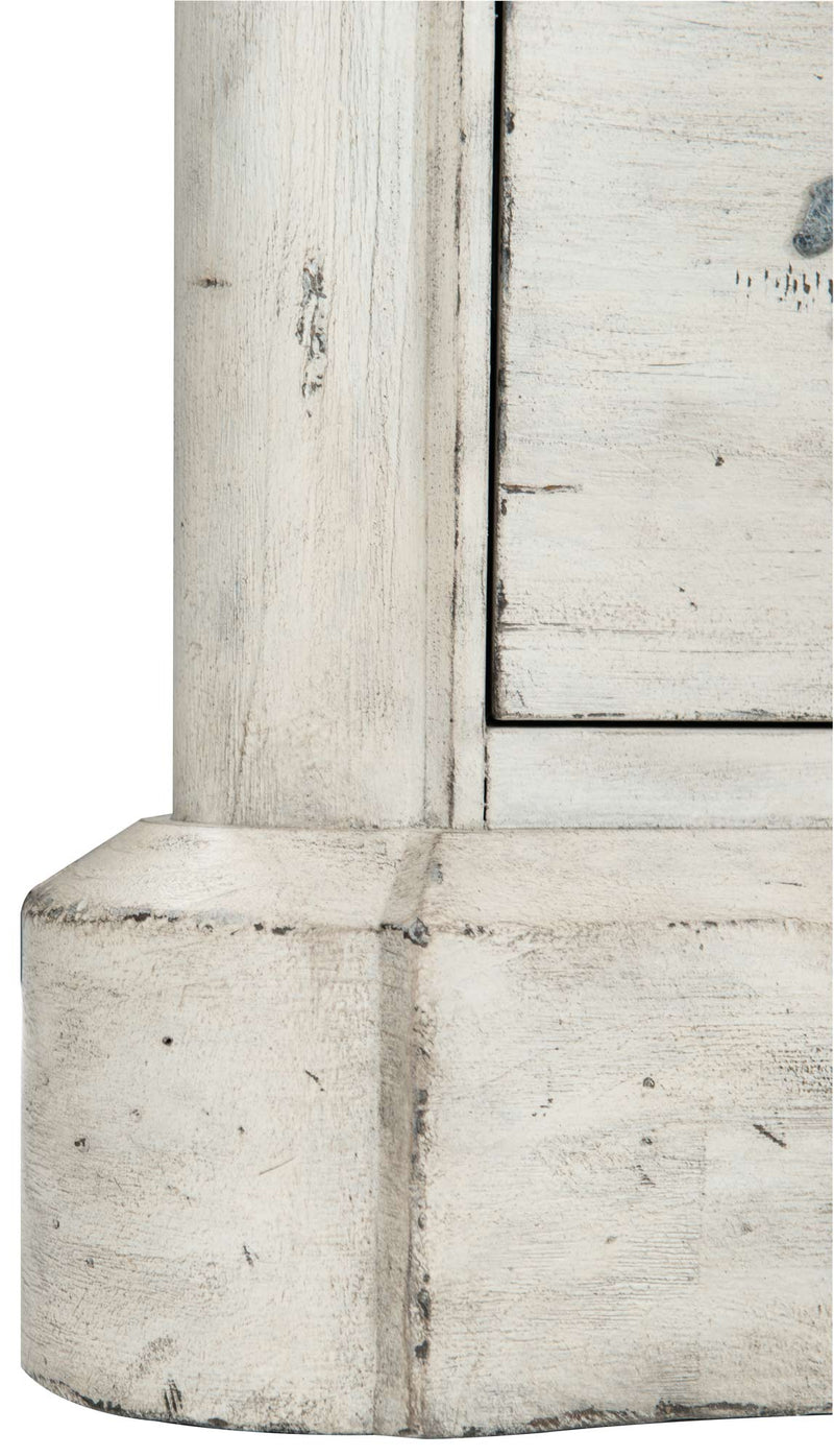 Mirabelle Dresser