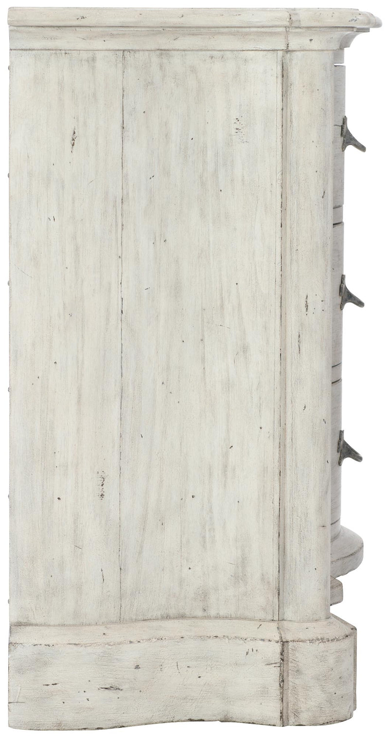 Mirabelle Dresser