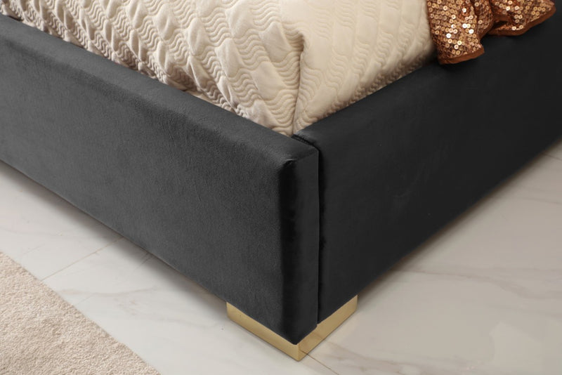 Modrest Daystar - Eastern King Modern Beige Velvet & Gold Bed