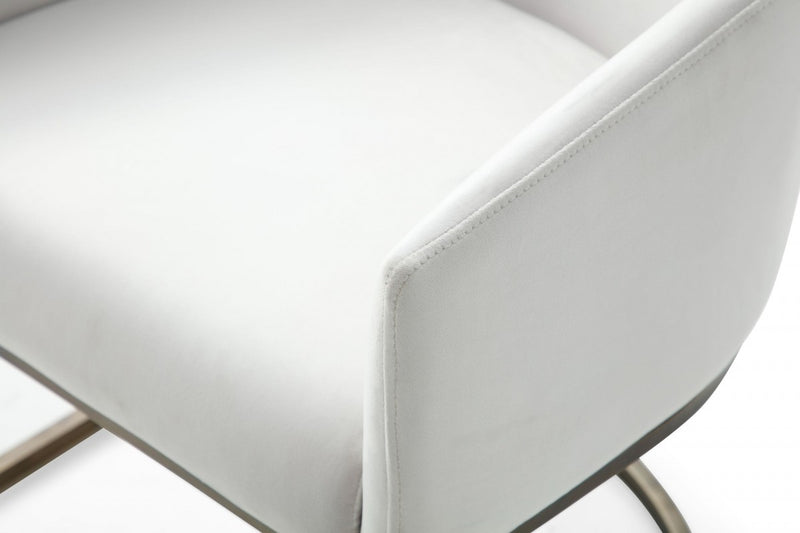 Modrest Elisa - Modern Velvet & Brass Dining Chair
