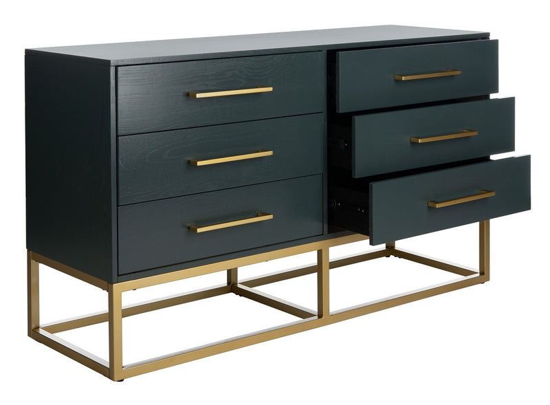 Estelle Dresser