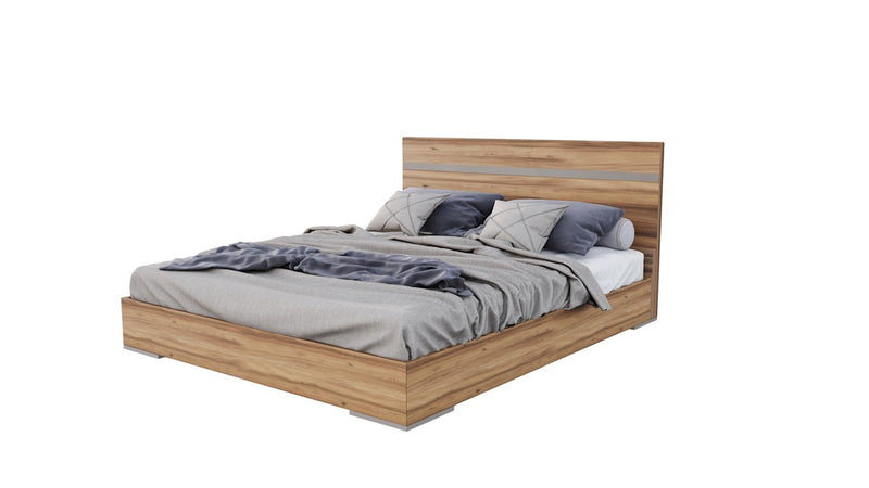 Nova Domus Lorenzo Italian Modern Light Oak Bedroom Set